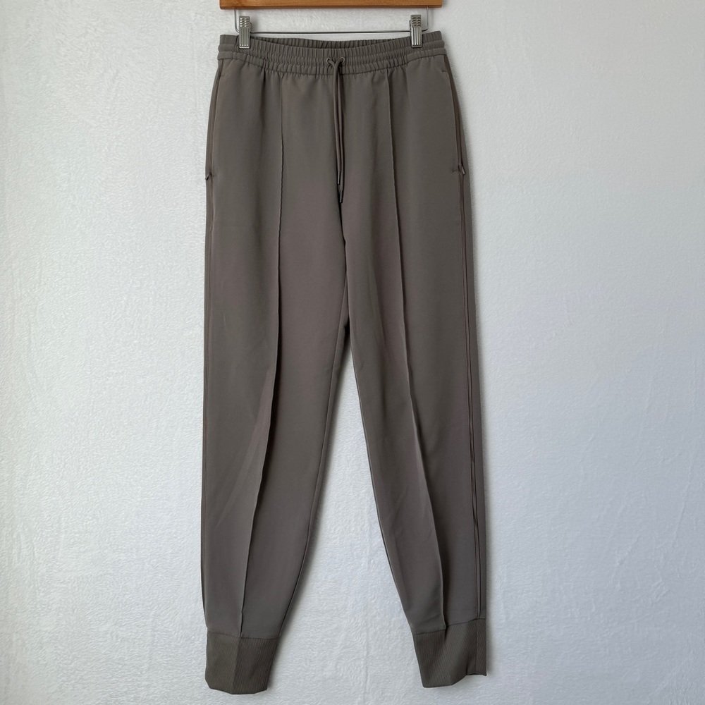 Athleta Womens Casual Pull On Athletic Endeavor Joggers in Buff Grey Size 4 Tall